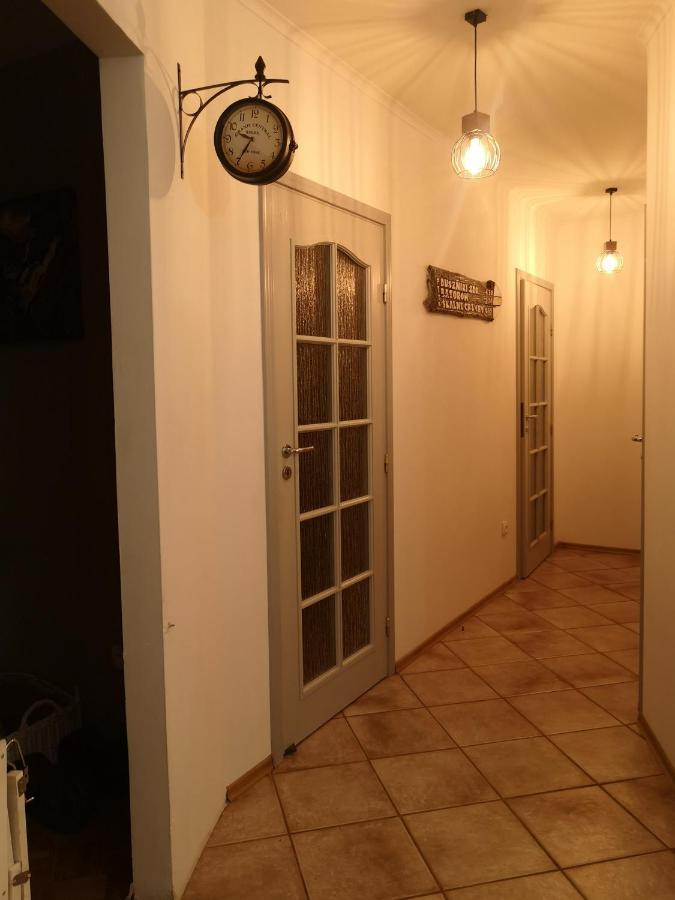 Апартаменти Apartament Nad Potokiem Wrzosowka Єленя-Ґура Екстер'єр фото